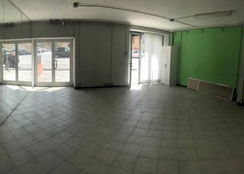 Locale commerciale - Negozio Genova (zona Marassi) - foto 3