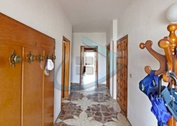 Corridoio - Casa indipendente via Giuseppe Verdi, Gagliano del Capo - foto 6