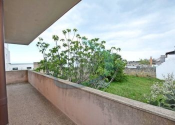 Balcone - Casa indipendente via Giuseppe Verdi, Gagliano del Capo - foto 17