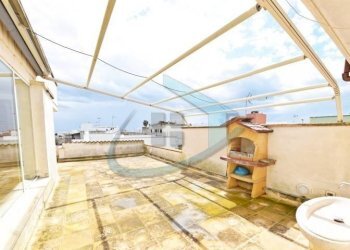 Terrazzo - Casa indipendente via Giuseppe Verdi, Gagliano del Capo - foto 30