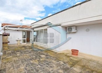 Terrazzo - Casa indipendente via Giuseppe Verdi, Gagliano del Capo - foto 32