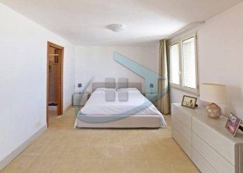 Camera da letto - Casa indipendente via Giuseppe Verdi, Gagliano del Capo - foto 36