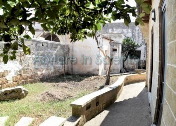 Giardino - Independent house via Alberto Lionetto, Salve - photo 8