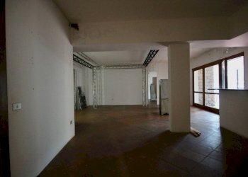 Negozio Via della Marina, Arzachena - foto 5