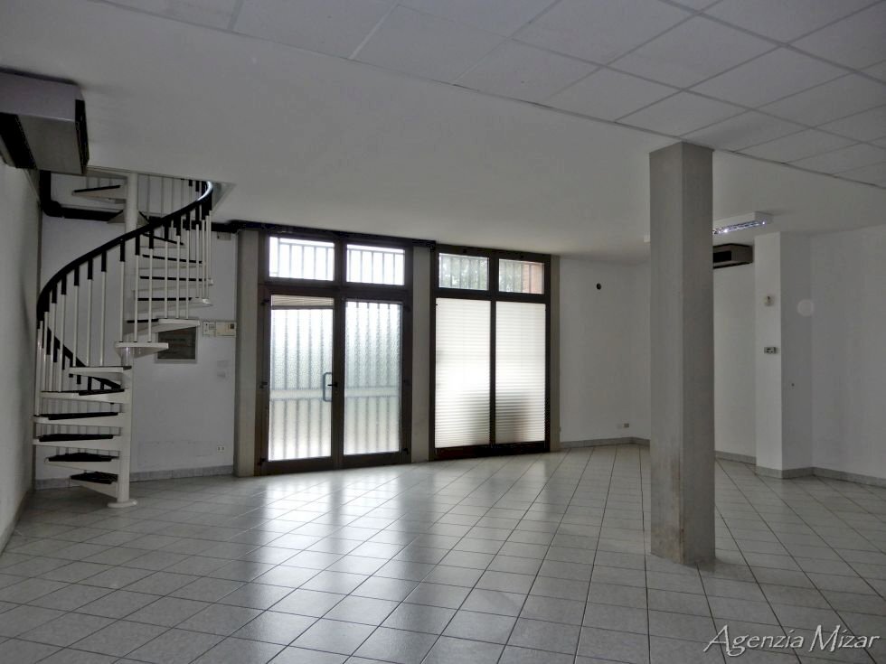 Locale Commerciale Casalfiumanese - foto 2