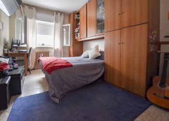 Three-room apartment Via Einaudi 25/c, Pinerolo - photo 12