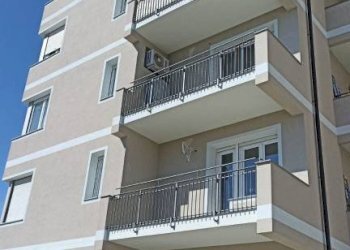 Facciata - Trilocale via Vernea, Nichelino - foto 1