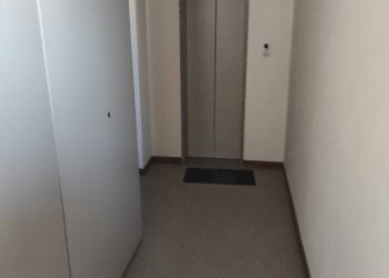 Ufficio Viale Einaudi, Lucca (zona Sant'Anna) - foto 7