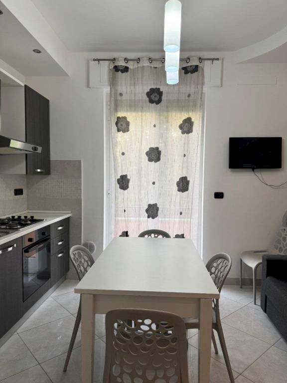 Cucina - Two-room apartment via Legnano, 25, Sanremo - photo 3