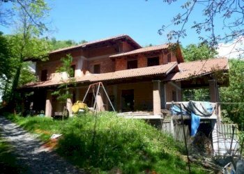 facciata - Casa indipendente via Scarola, Loranzè - foto 1