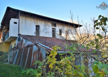 esterno - Casa indipendente via Duccio Galimberti, Cuorgnè - foto 2