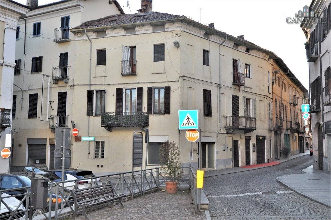facciata - Quadrilocale via Costantino Nigra, 84, Castellamonte - foto 1
