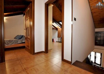 corridoio - Four-room apartment via Costantino Nigra, 84, Castellamonte - photo 10