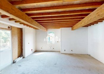Stanza non arredata - Casa indipendente via Massimo D'Azeglio, 4, Vistrorio - foto 8