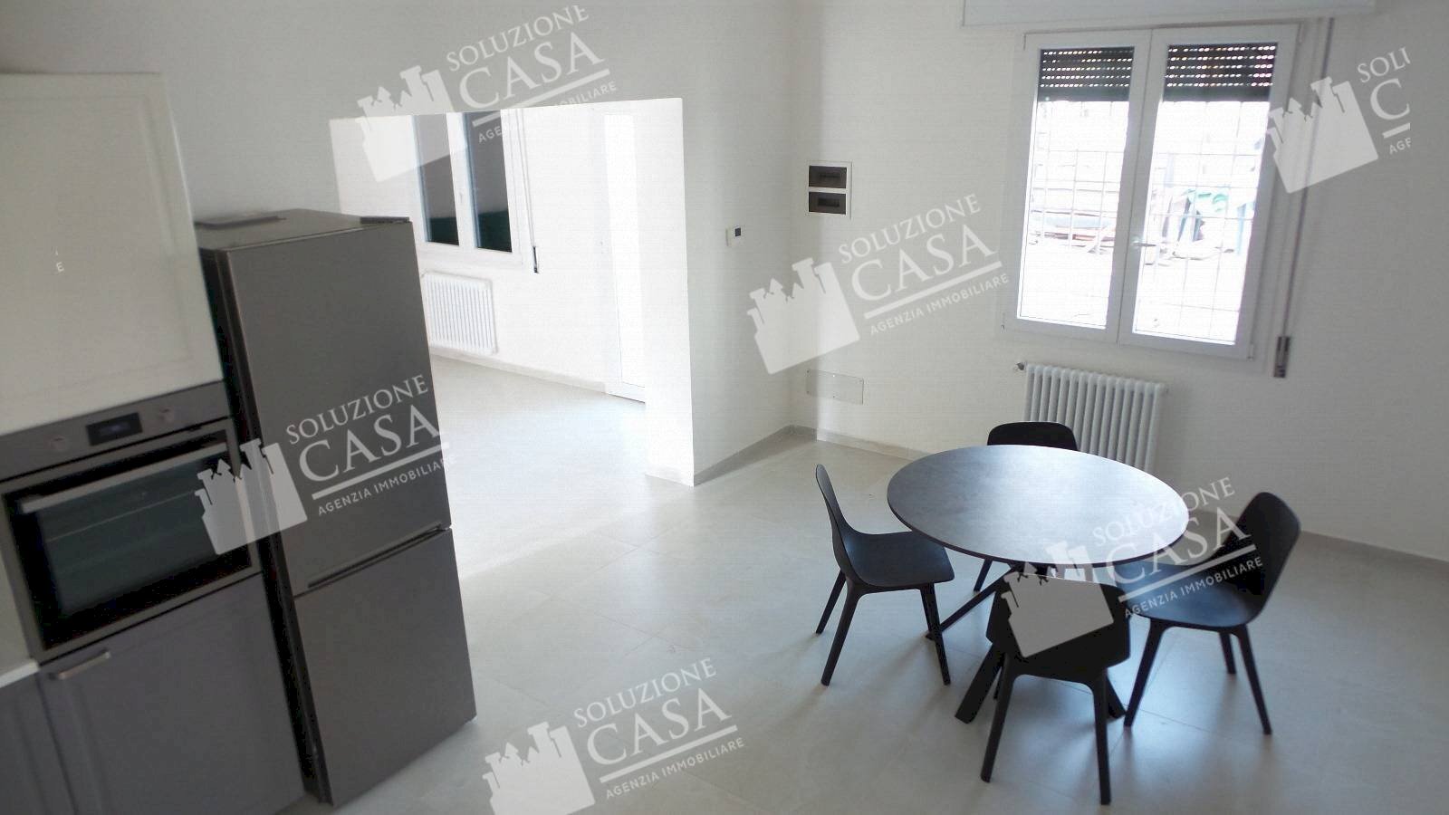 Portion of a house Cento - photo 1