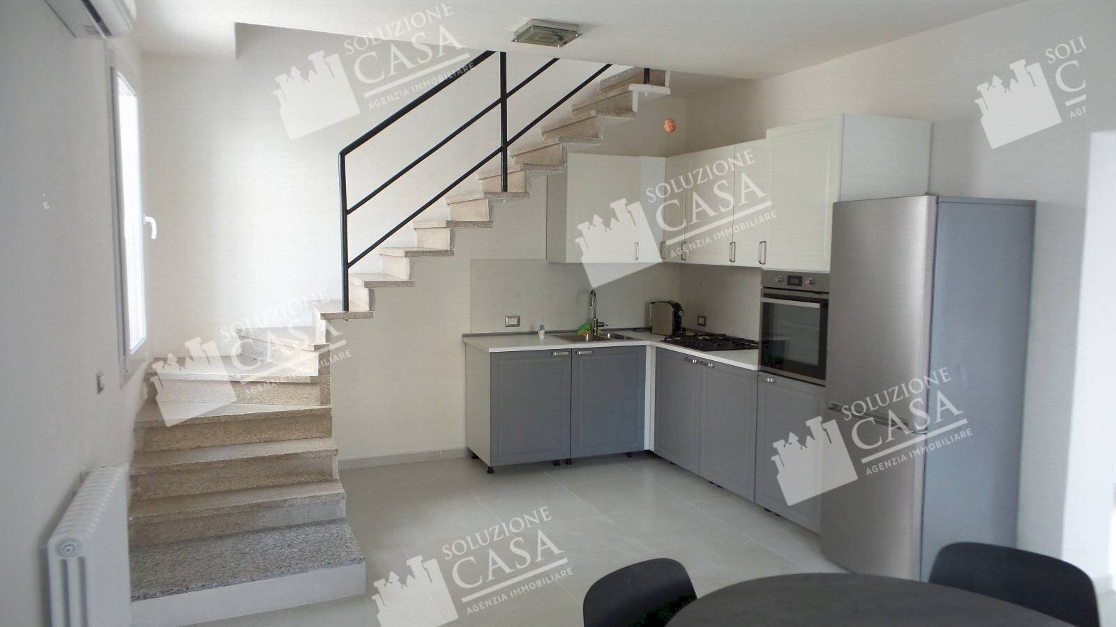 Portion of a house Cento - photo 3