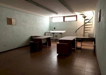 Attività Commerciale Via Rosselli, Seravezza - foto 2