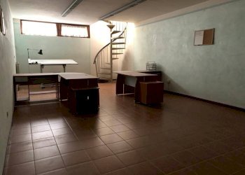 Attività Commerciale Via Rosselli, Seravezza - foto 3