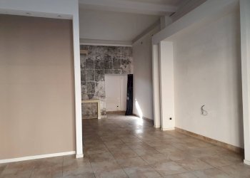 Attività Commerciale Via Antonio Torrini, Lucca (zona San Marco) - foto 3