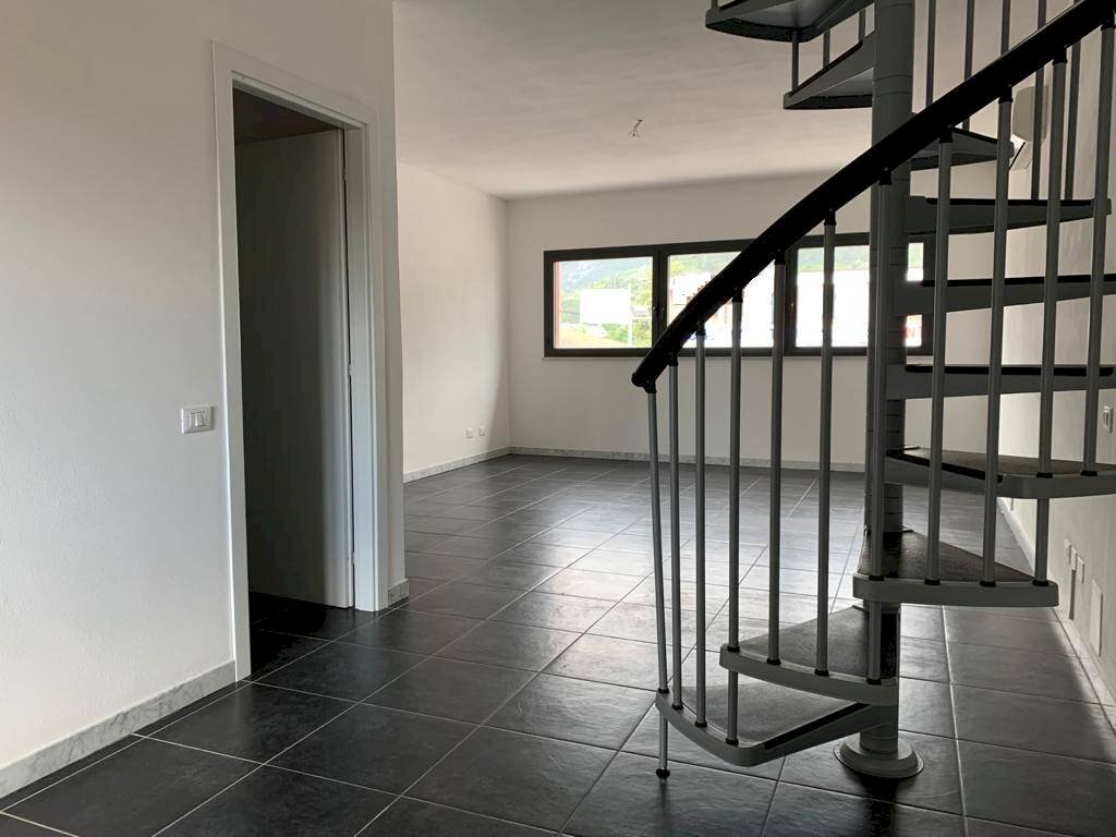 Office Via Andreotti, Pietrasanta - photo 1