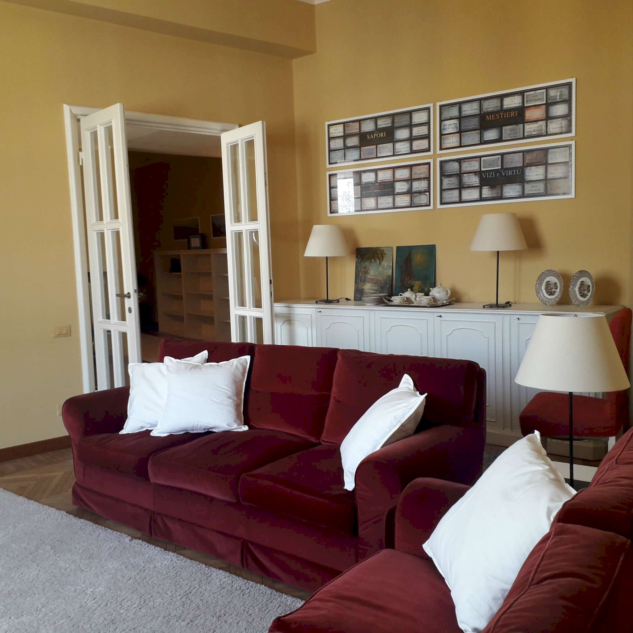 APPARTAMENTO AFFITTO ARREDATO GENOVA CENTRO QUADRI - Three-room apartment via ROCCATAGLIATA CECCARDI, Genova - photo 3