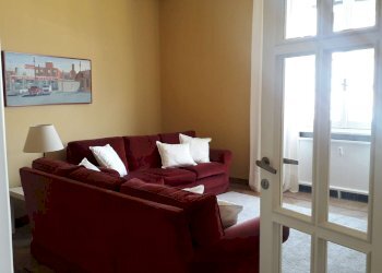 APPARTAMENTO AFFITTO ARREDATO GENOVA CENTRO QUADRI - Three-room apartment via ROCCATAGLIATA CECCARDI, Genova - photo 2