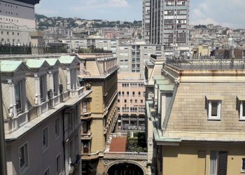 APPARTAMENTO AFFITTO ARREDATO GENOVA CENTRO QUADRI - Three-room apartment via ROCCATAGLIATA CECCARDI, Genova - photo 7