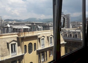 APPARTAMENTO AFFITTO ARREDATO GENOVA CENTRO QUADRI - Three-room apartment via ROCCATAGLIATA CECCARDI, Genova - photo 15