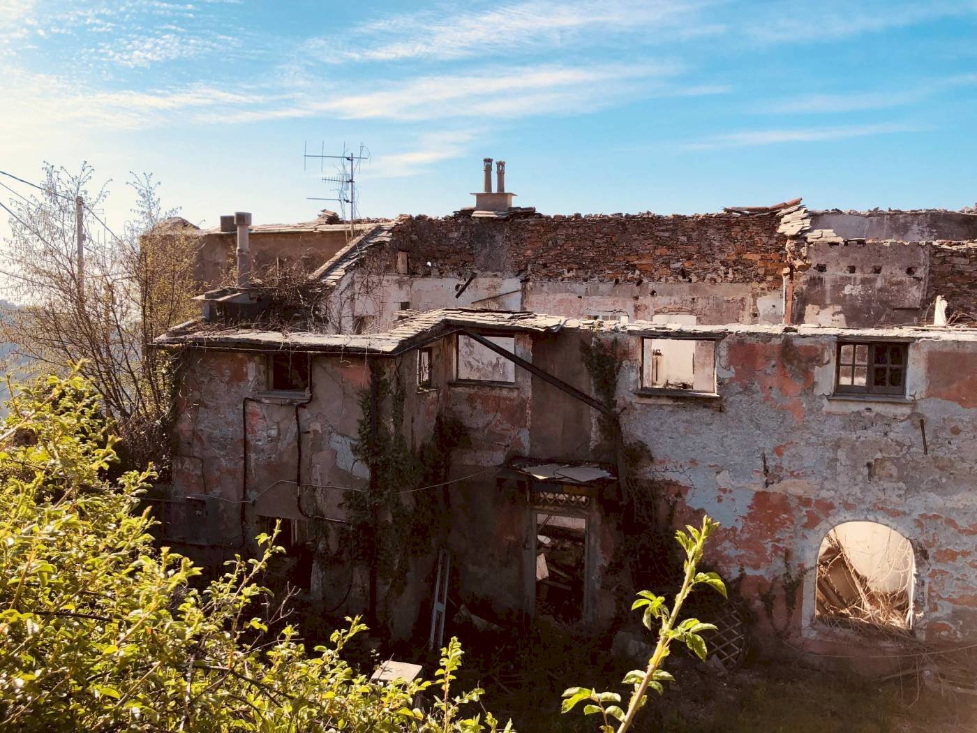 1 - Rustico via Lamberto Loria, Genova (zona Marassi) - foto 1