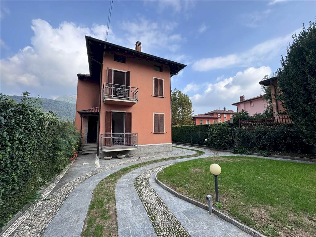 Villa Eupilio - foto 1