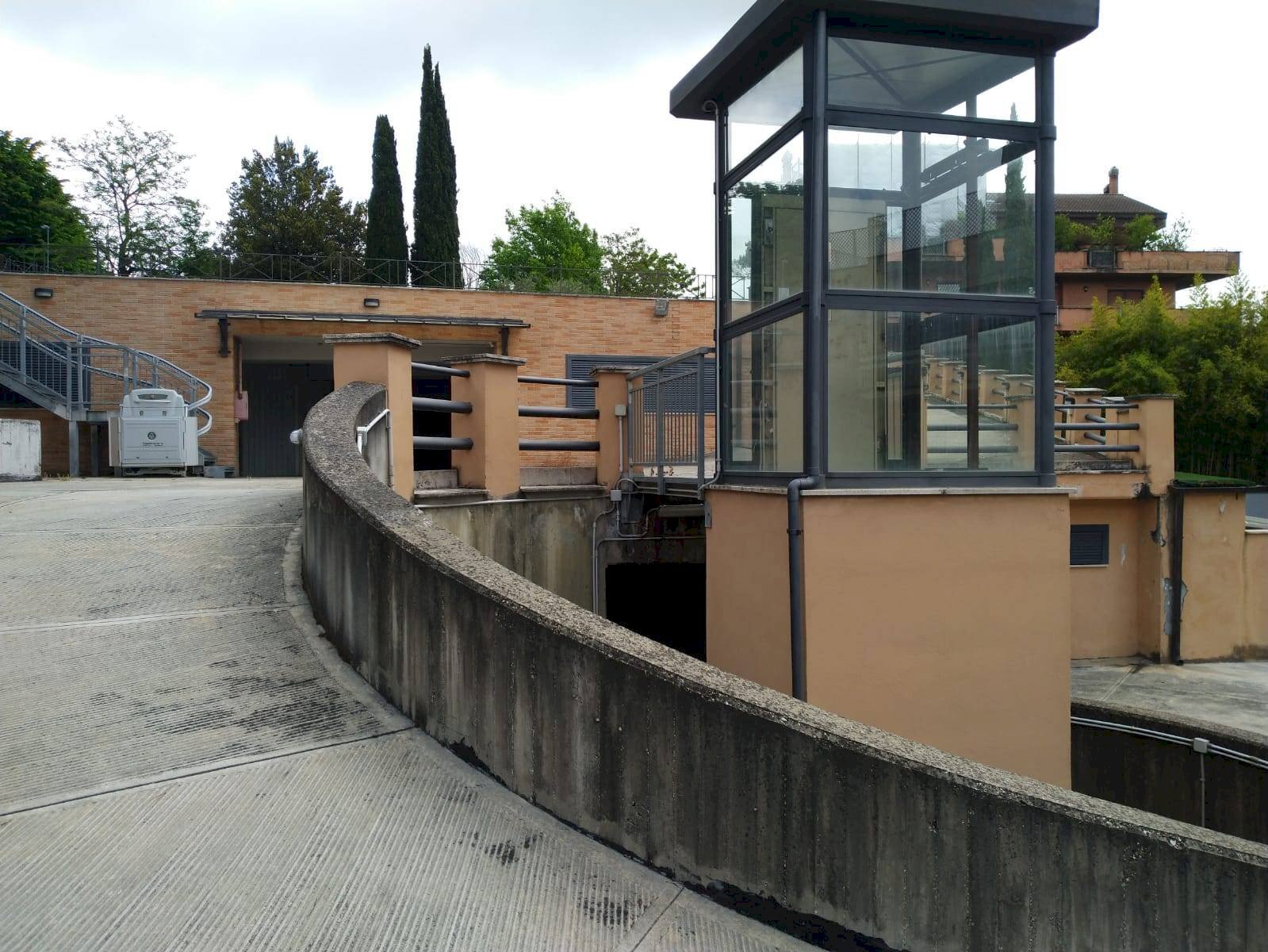 Box Via Della Mendola, Roma - foto 1