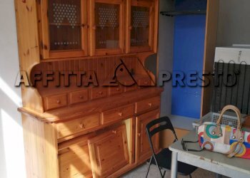 Commercial Activity Piazza Mazzini, Livorno - photo 2