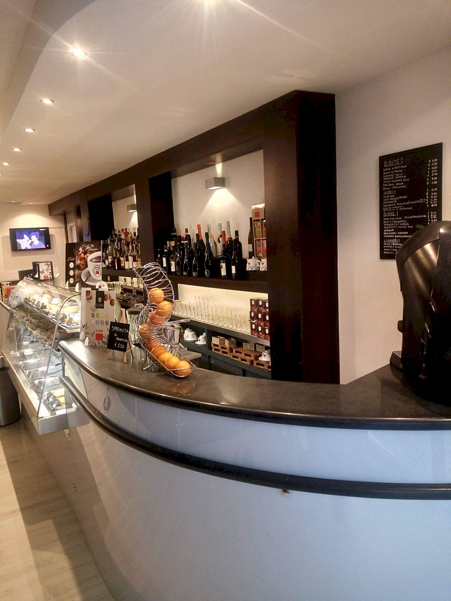 Commercial Activity Via aurelia, Viareggio - photo 3