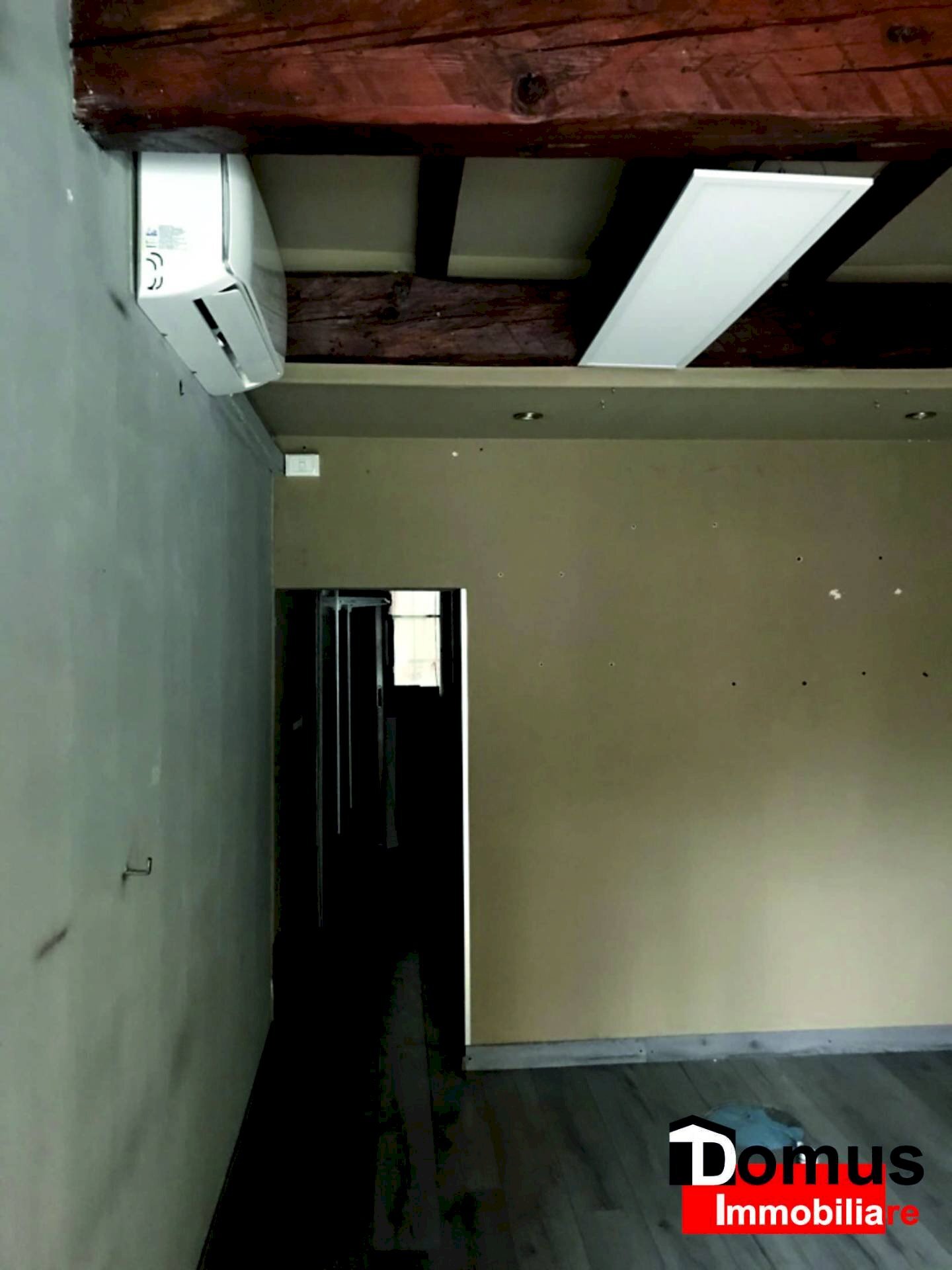 Shop Ferrara (neighborhood Centro Storico) - photo 3