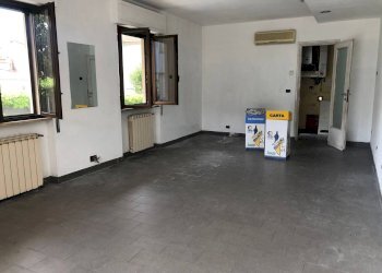 Commercial Activity via della pace, Massarosa - photo 8