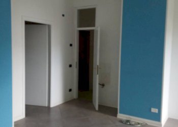 Commercial Activity lunata, Capannori - photo 2