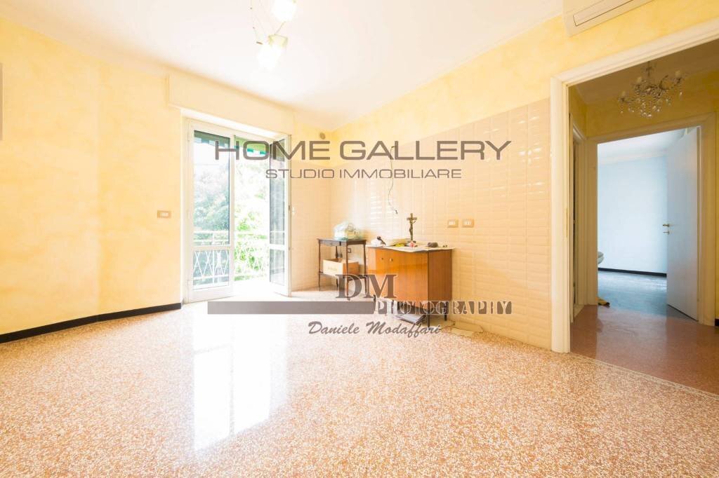 4 - Three-room apartment corso Luigi Andrea Martinetti, 144, Genova (neighborhood Sampierdarena) - photo 2
