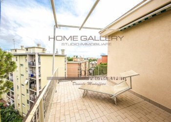 1 - Trilocale corso Luigi Andrea Martinetti, 144, Genova (zona Sampierdarena) - foto 1