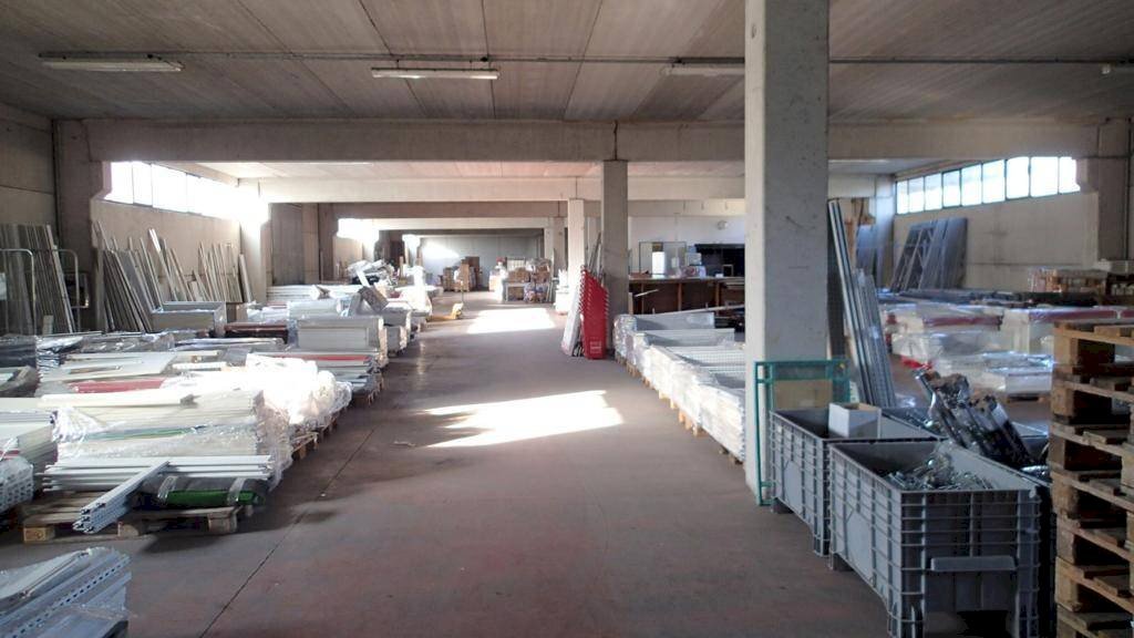 Attività Commerciale Via delle bocchette, Camaiore - foto 2