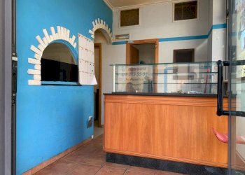 Commercial Activity via aurelia, Viareggio - photo 1