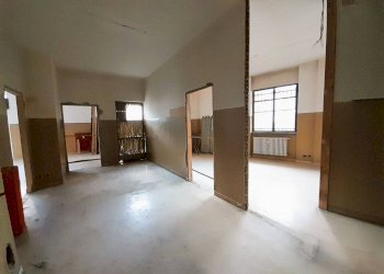 Negozio via Ezio Parolo, 40, Sondrio - foto 12