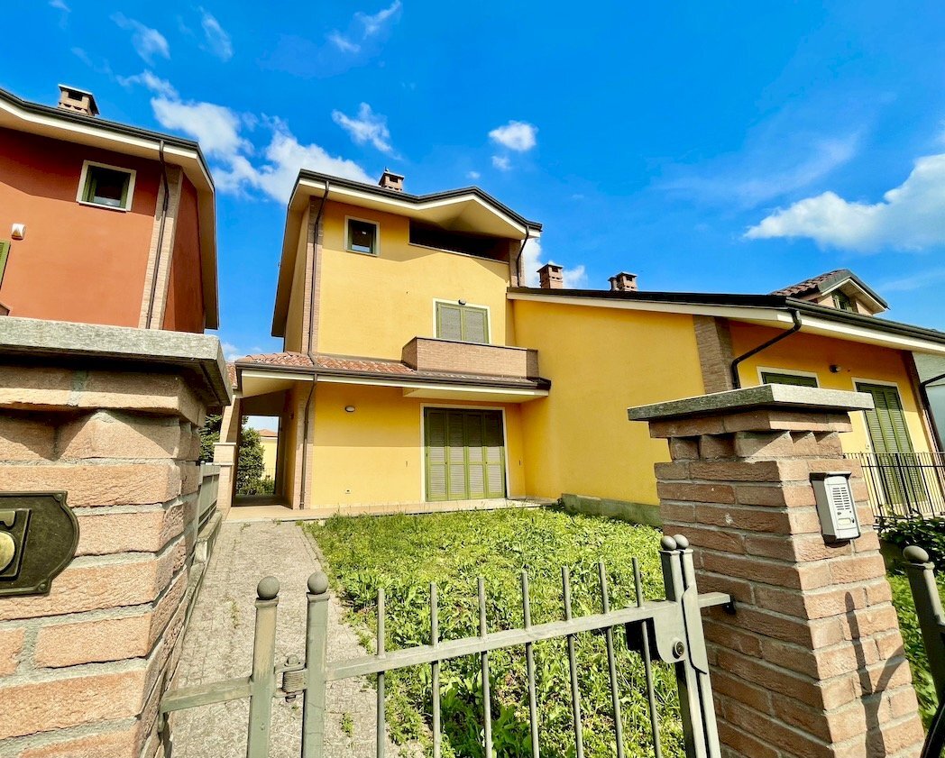 Independent house Castagnole Piemonte - photo 1