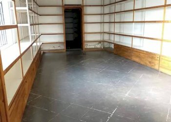 Commercial Activity via sarzanese nord, Massarosa - photo 1