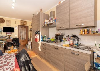 Trilocale Via della Rocca, 18, Envie - foto 10