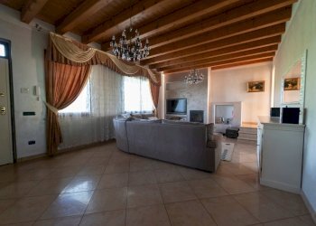 Single Family Villa via San Polo, Lonato del Garda - photo 4