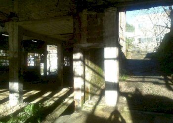 interni 5 - Capannone via San Rocco, Recco - foto 7