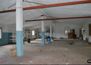 whatsapp image 2021-02-12 at 11.30.09 (3) - Magazzino via San Lorenzo, Avegno - foto 1