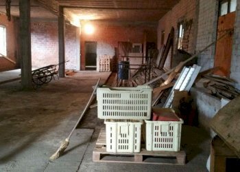 whatsapp image 2021-02-12 at 11.30.09 (6) - Magazzino via San Lorenzo, Avegno - foto 3