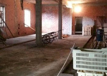 whatsapp image 2021-02-12 at 11.30.09 (2) - Magazzino via San Lorenzo, Avegno - foto 6