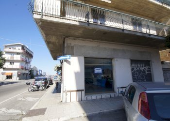 Locale Commerciale Via Dari, San Benedetto del Tronto - foto 8